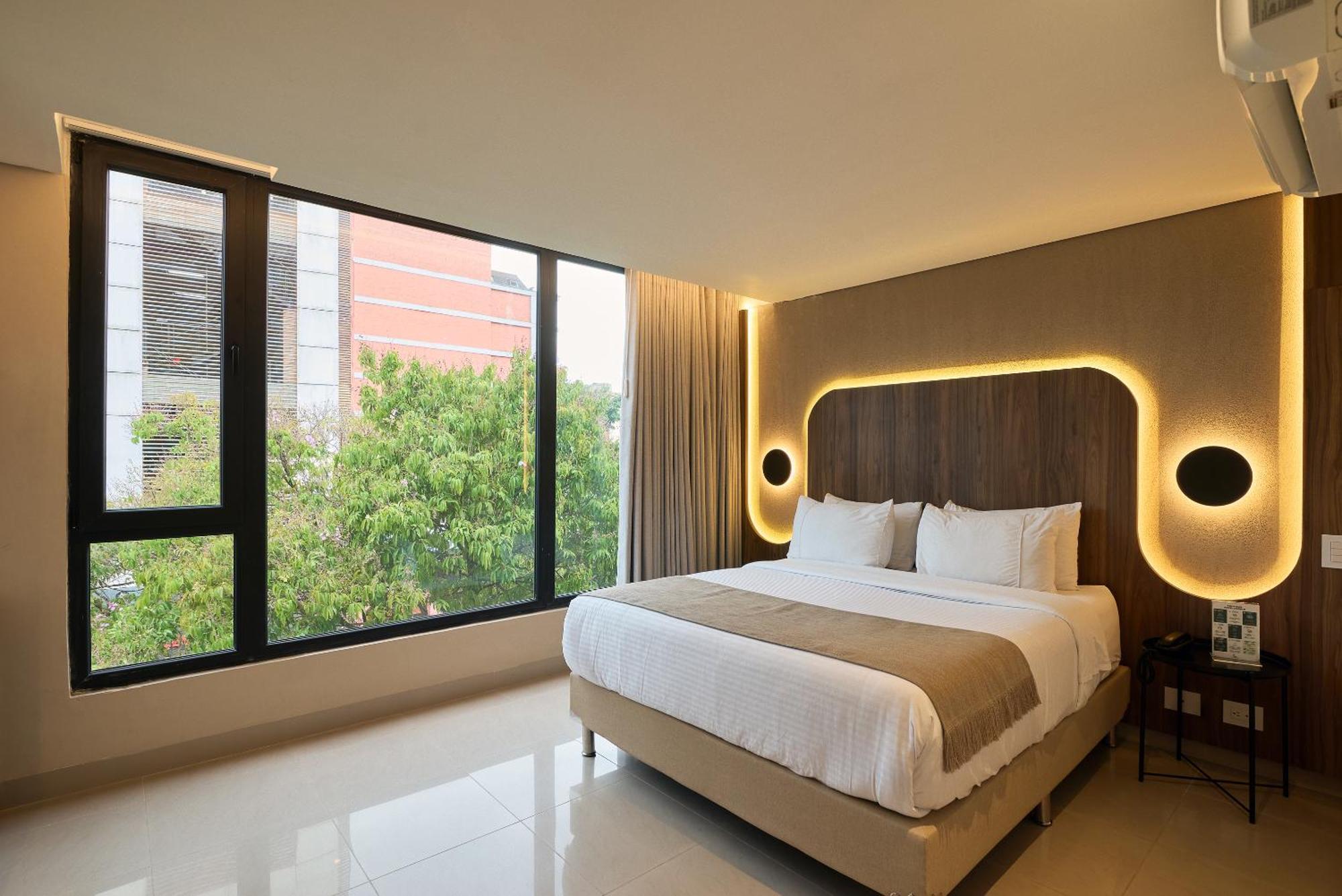 Hotel Lincoln Medellin Exterior photo